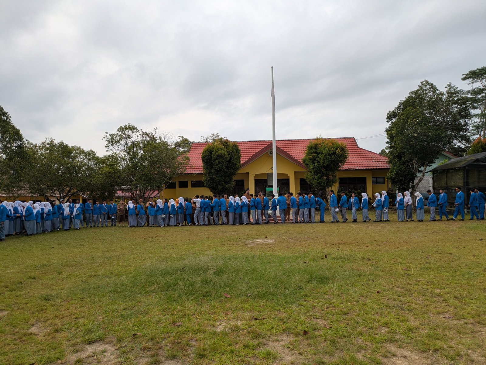 Kegiatan Halal Bihalal SMAN 1 Balai Riam