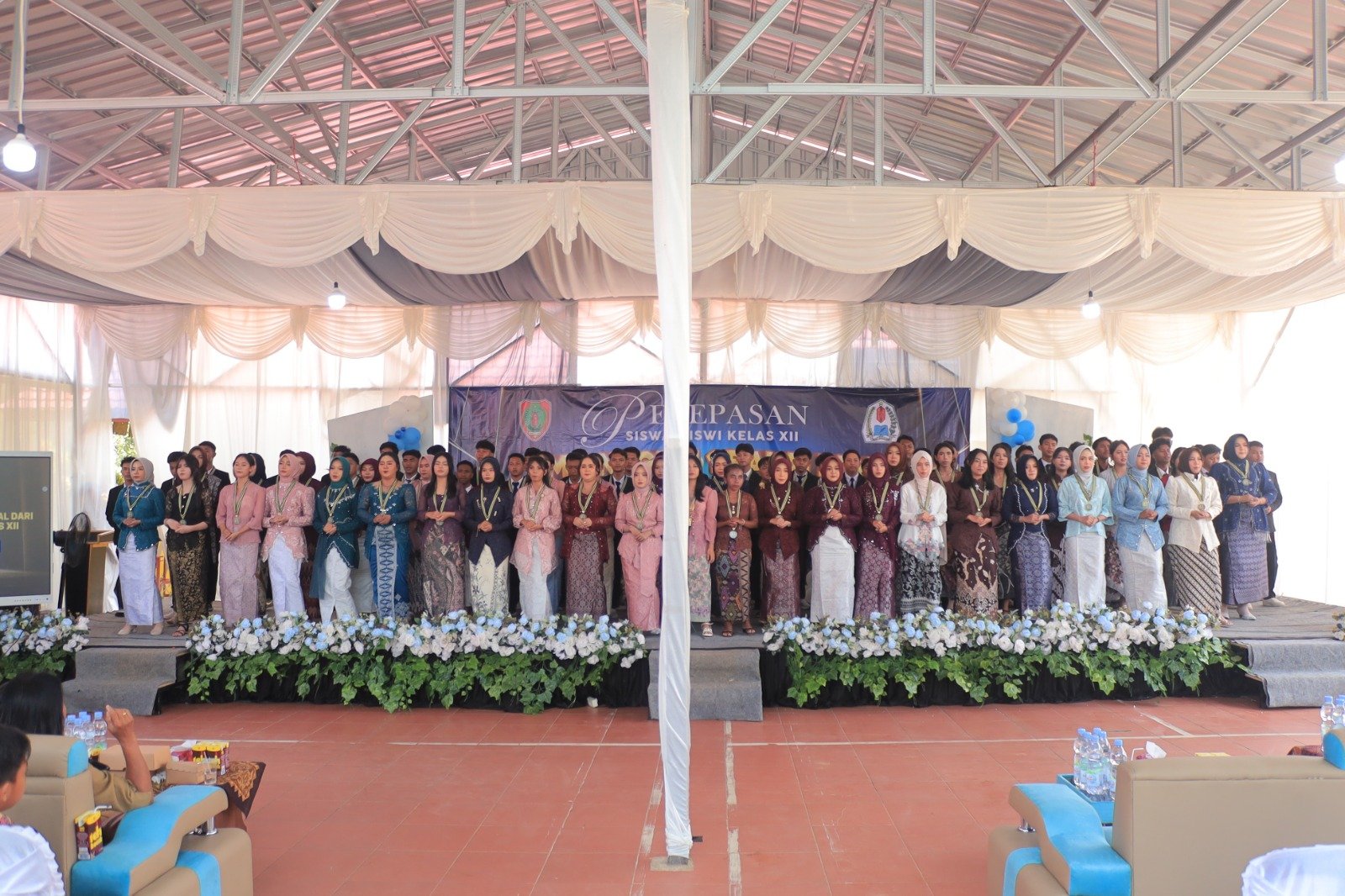 NAWASENA XX: SMAN 1 Balai Riam Lepas 88 Siswa Kelas XII Menuju Masa Depan yang Luas