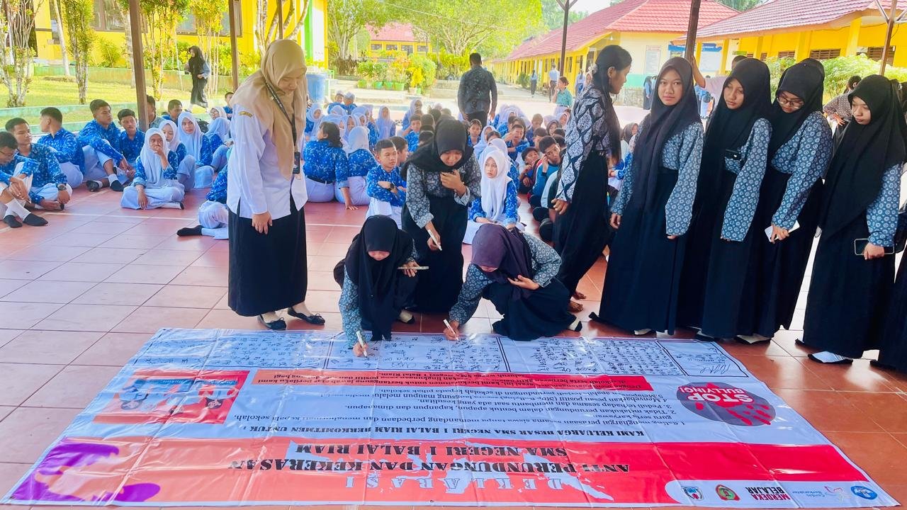 Bersama Katakan STOP Bullying! SMAN 1 Balai Riam Perkuat Komitmen Wujudkan Sekolah Aman, Ramah, dan Bebas Kekerasan