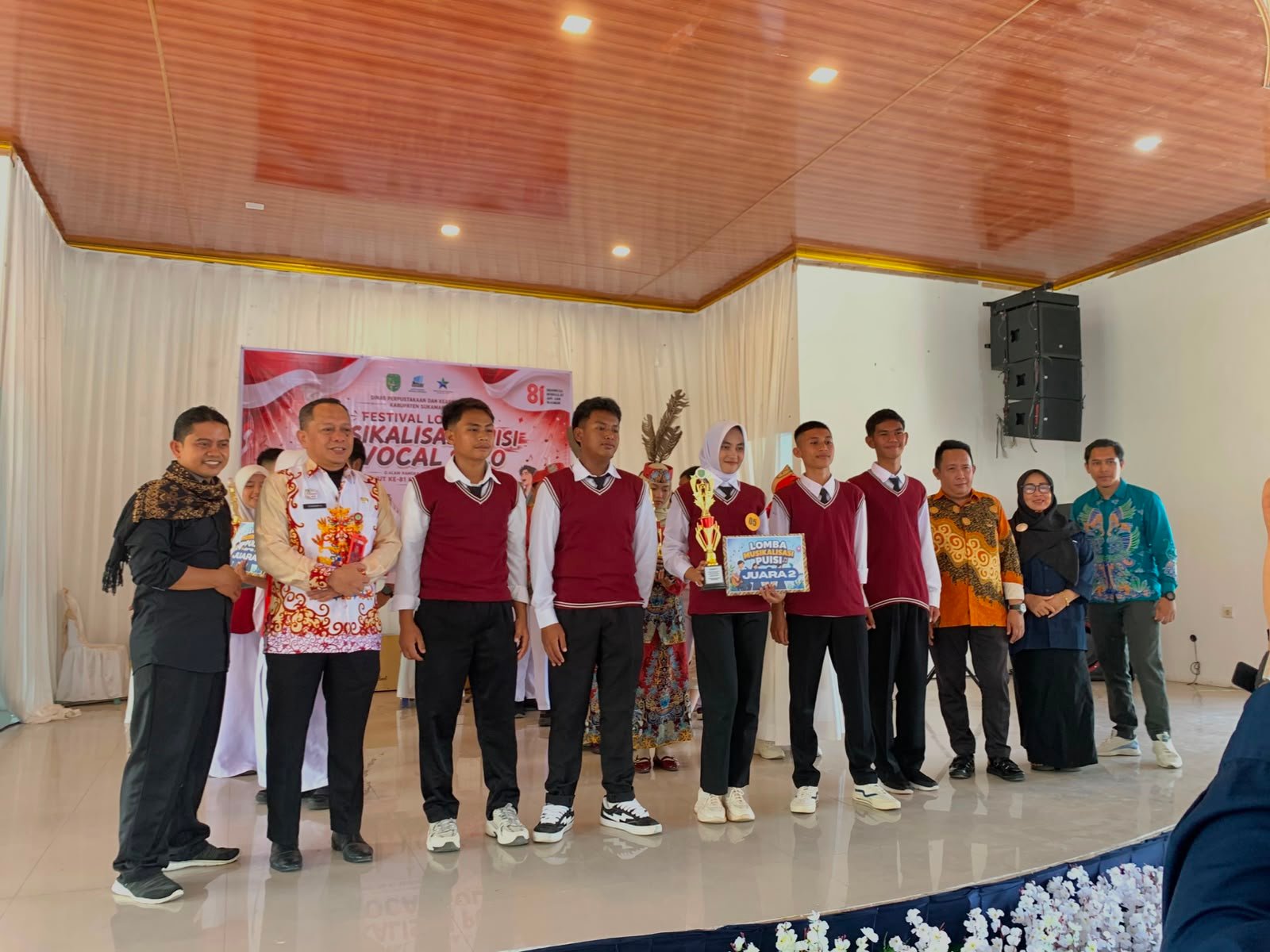 Suara Puisi Menggema, Prestasi Pun Terukir! Peserta Didik SMAN 1 Balai Riam Tampil Memukau di Lomba Musikalisasi Puisi Kabupaten Sukamara 2026