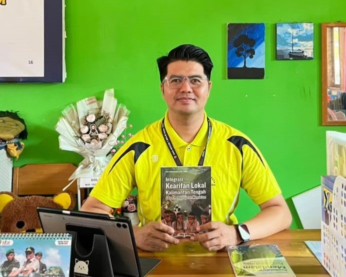 Kearifan Lokal Naik Kelas! Guru SMAN 1 Balai Riam Terbitkan Buku Kedua tentang Integrasi Budaya Kalimantan Tengah dalam Pembelajaran Mendalam