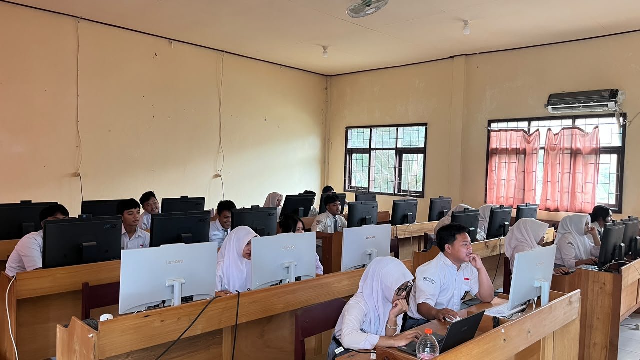 Menuju TKA 2026, SMAN 1 Balai Riam Matangkan Kesiapan 119 Murid Kelas XII melalui Gladi Bersih